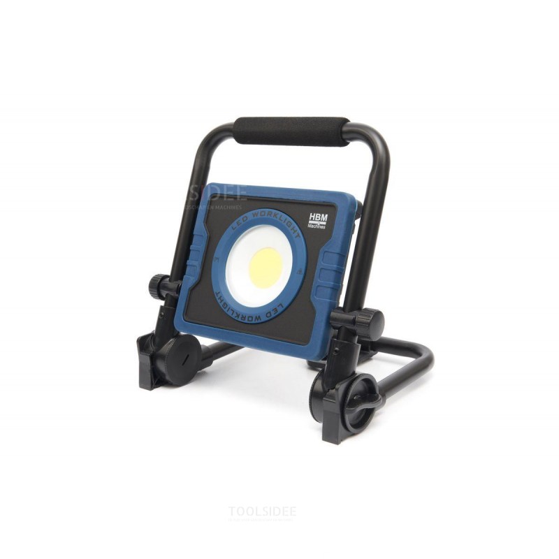 HBM lámpara de obra LED con batería 30 Watt, 3300 lumen, 6500K, clase 3. HBM lámpara de obra LED con batería 30 Watt, 3300 lumen, 6500K, clase 3.