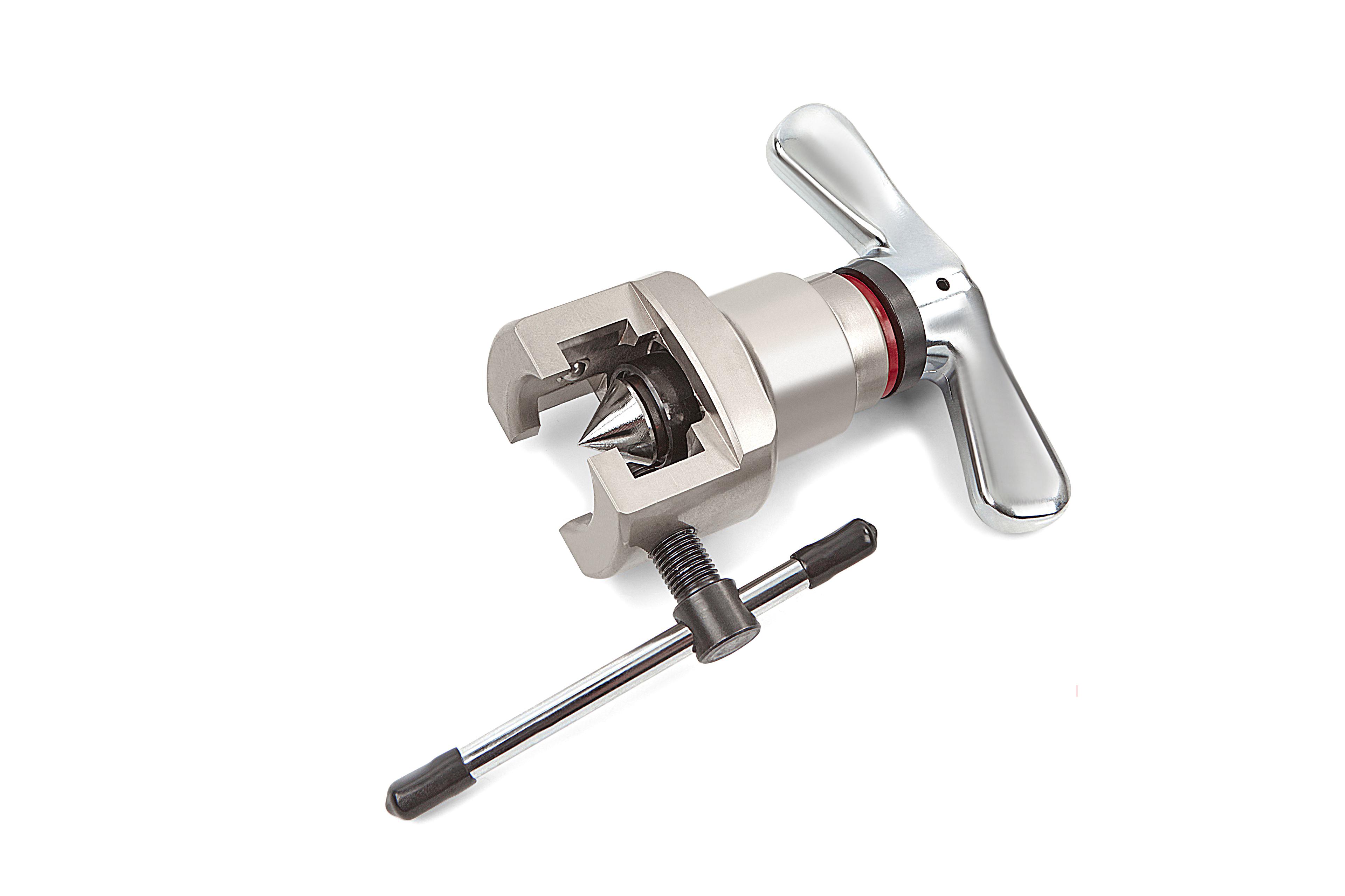 HBM brake pipe flaring set with tube cutter - black.