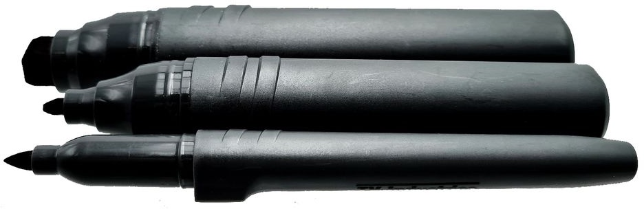 ToolPack juego de marcadores permanentes negros para uso intensivo, 3 piezas. ToolPack juego de marcadores permanentes negros para uso intensivo, 3 piezas.
