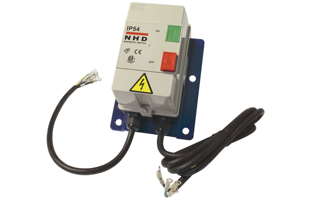 Professionelt træudsugningssystem 4300 m³/t 3,8 kW 400V med 180° vipbar sugedyse og motor Holzkraft