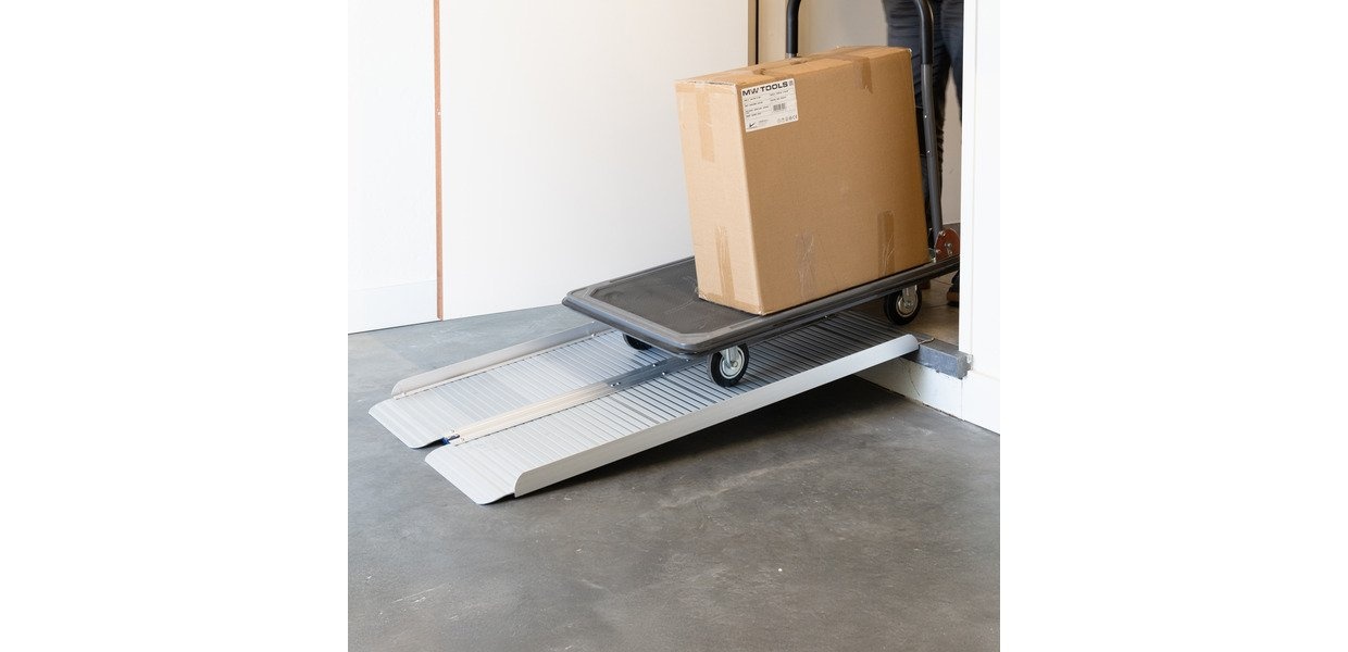 Aluminiumsrampe 300 kg længde 1520 mm x bredde 720 mm foldbar MW Tools