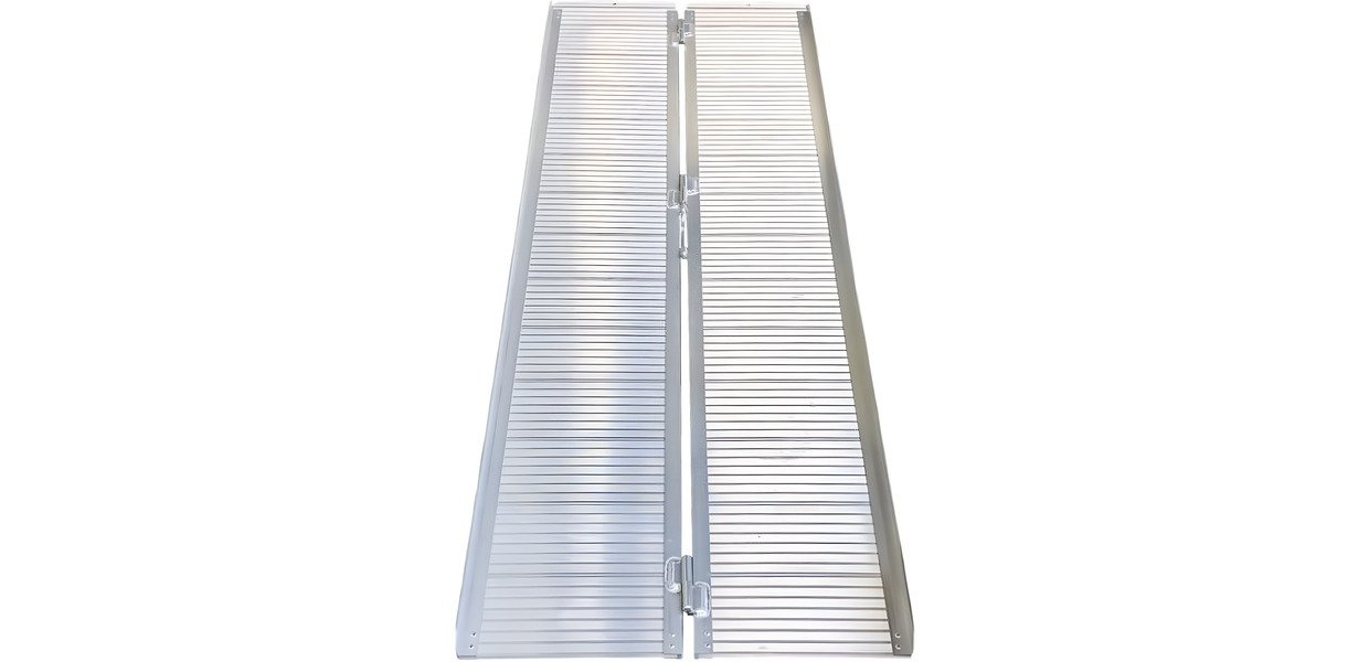 Aluminiumsrampe 300 kg længde 2100 mm x bredde 720 mm foldbar MW Tools