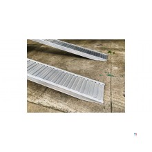 Sæt med faste aluminiumsramper 1700 kg 2496 x 310 mm brugbar bredde 250 mm MW Tools