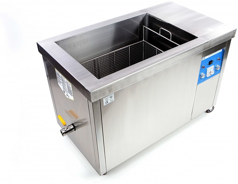 HBM industriel 40 liter ultralydsrenser 720W 12 transducere 230V 28 kHz 110°C HBM industriel 40 liter ultralydsrenser 720W 12 transducere 230V 28 kHz 110°C