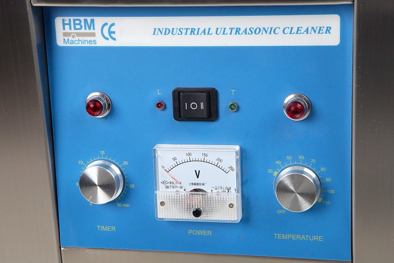 HBM industriel 40 liter ultralydsrenser 720W 12 transducere 230V 28 kHz 110°C HBM industriel 40 liter ultralydsrenser 720W 12 transducere 230V 28 kHz 110°C