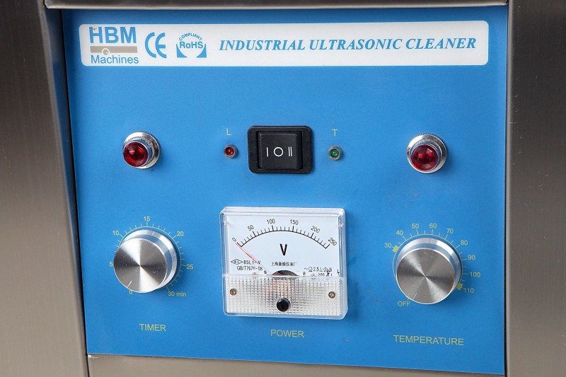 HBM Industriel Ultralydrenser 120 liter 1200 W 30 transducere 230 V 110 °C med afløb.