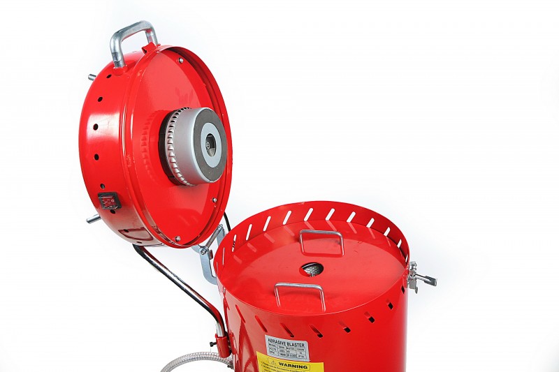 HBM SBC 28 Verrijdbare Straalketel met Afzuiging 80L 8,5 Bar 600 l/min
