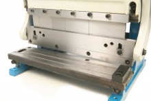 HBM 305 mm Wals-, Zet- en Knipcombinatie staal 1 mm, zethoek 90°