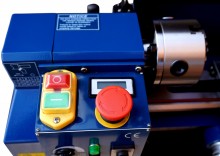 HBM mini metaldrejebænk 180 x 300 mm, 300 W, 230 V, 2500 rpm, 20 mm gennemgang, 37 kg.