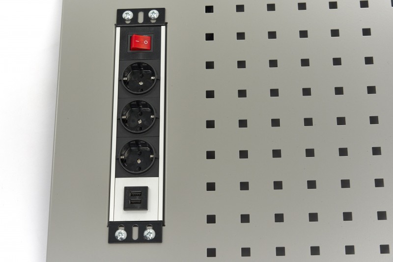 HBM gereedschapsbord 105 x 61 cm met stekkerdoos voor werkplaatsinrichting