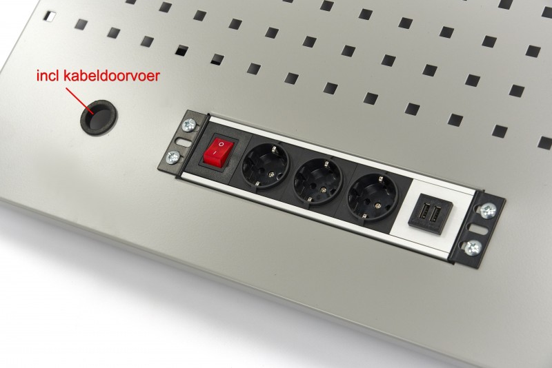 HBM gereedschapsbord 105 x 61 cm met stekkerdoos voor werkplaatsinrichting