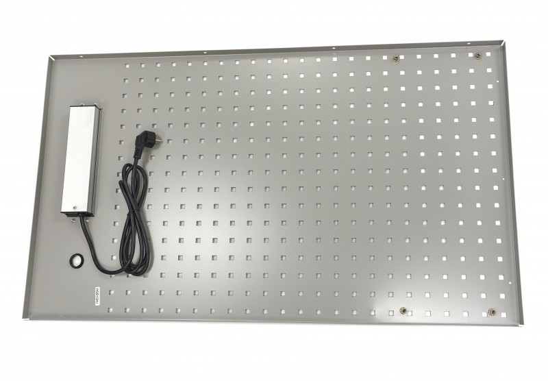 HBM gereedschapsbord 105 x 61 cm met stekkerdoos voor werkplaatsinrichting