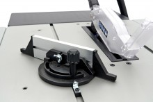 HBM 250 mm cirkelsavbord med 2 sideborde, 2000 W, 230 V, savklinge 5000 rpm, savdybde 85 mm, 20 kg. HBM 250 mm cirkelsavbord med 2 sideborde, 2000 W, 230 V, savklinge 5000 rpm, savdybde 85 mm, 20 kg.