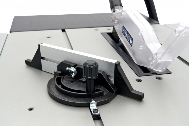 HBM 250 mm cirkelsavbord med 2 sideborde, 2000 W, 230 V, savklinge 5000 rpm, savdybde 85 mm, 20 kg. HBM 250 mm cirkelsavbord med 2 sideborde, 2000 W, 230 V, savklinge 5000 rpm, savdybde 85 mm, 20 kg.