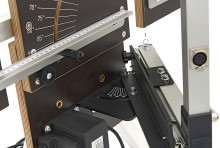 HBM 200W schuimsnijder met poten en zijbladen, 1370 mm snijlengte, 230V, 0,5 mm snijdraad