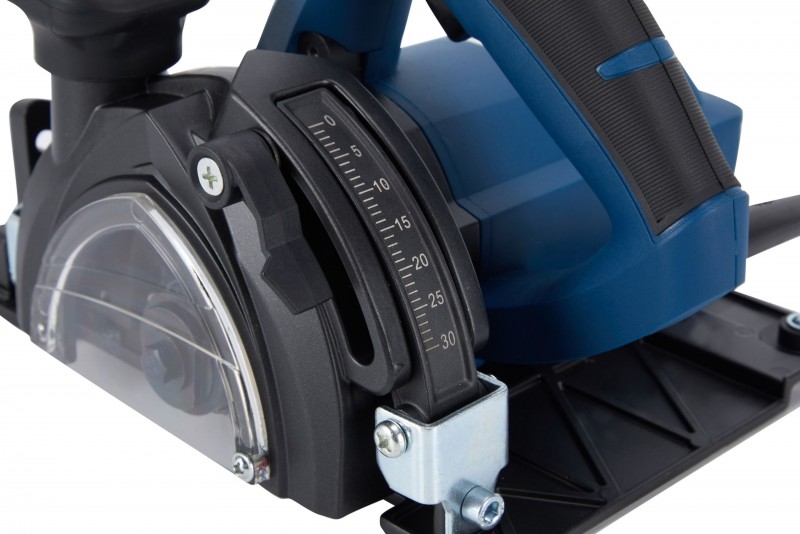 HBM vandkølet sten håndsavmaskine 1400 W, savklinge 125 mm, 45°, snitdybde 30 mm, 230 V HBM vandkølet sten håndsavmaskine 1400 W, savklinge 125 mm, 45°, snitdybde 30 mm, 230 V