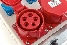 HBM 2 x 400 Volt en 4 x 230 Volt verdeelblok - randaarde 