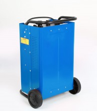 HBM verrijdbare starthulp en acculader 230 V 12-24 V 500 A 75 A 9000 W

