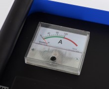 HBM verrijdbare starthulp en acculader 230 V 12-24 V 500 A 75 A 9000 W
