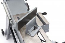 HBM metaallintzaag 375 W, 1.420 rpm, zaagcapaciteit 112,5 mm rond, 100 x 150 mm rechthoek, 200 Sl/Min
