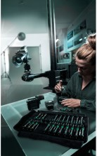 Wera Kraftform micro-schroevendraaierset, set met sleufkop, Philips, Torx, dop en zeskant, incl. opbergkoffer
Wera Kraftform micro-schroevendraaierset, set met sleufkop, Philips, Torx, dop en zeskant, incl. opbergkoffer