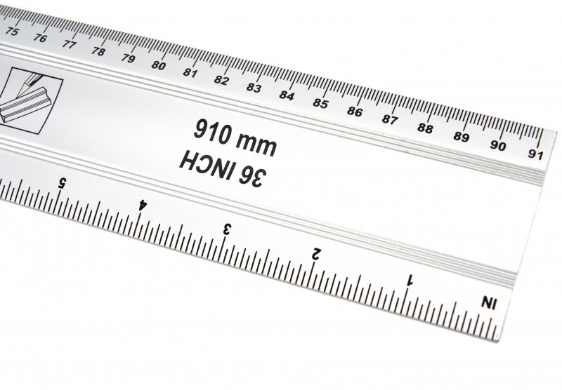 HBM Markeerliniaal 900 mm met Waterpas - Centimeter, Inch, Millimeter
