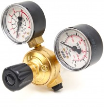 HBM reduceertoestel met dubbele manometer en W24,32 x 1/14” R luchtaansluiting
