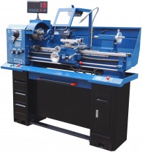 HBM metaldrejebænk 330 x 1000 DRO, 400 V, 3-aksers displayenhed, køleanlæg, 1.500 W, afstand mellem spidser 1000 mm.