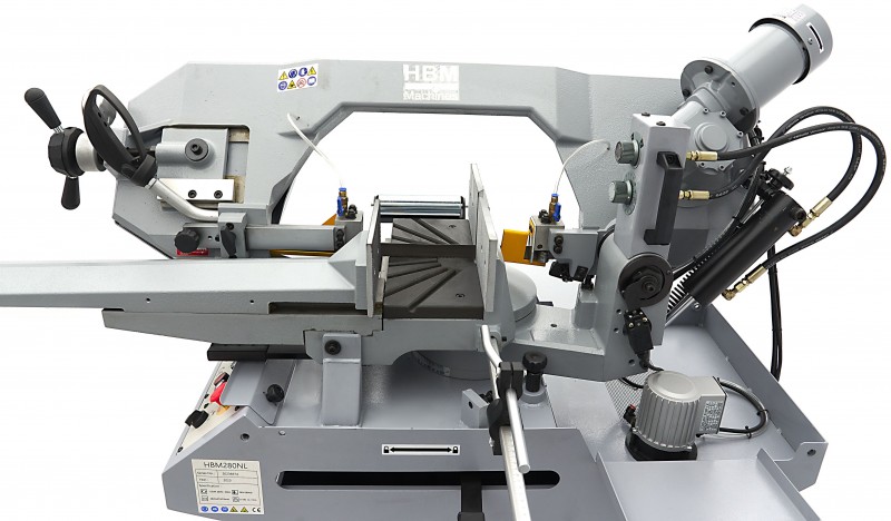 HBM 280NL metaallintzaag 400V, 1500W, zaagsnelheid 45-90 m/min, zaagcapaciteit 170x170 mm
