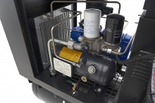 HBM Schroefcompressor 5 pk met 160 liter luchttank