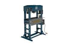 HBM werkplaatspers 150 ton