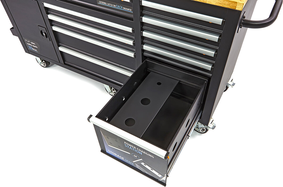  HBM 158 cm. 10 laatikkotyöpöytä ovella ja takaseinällä