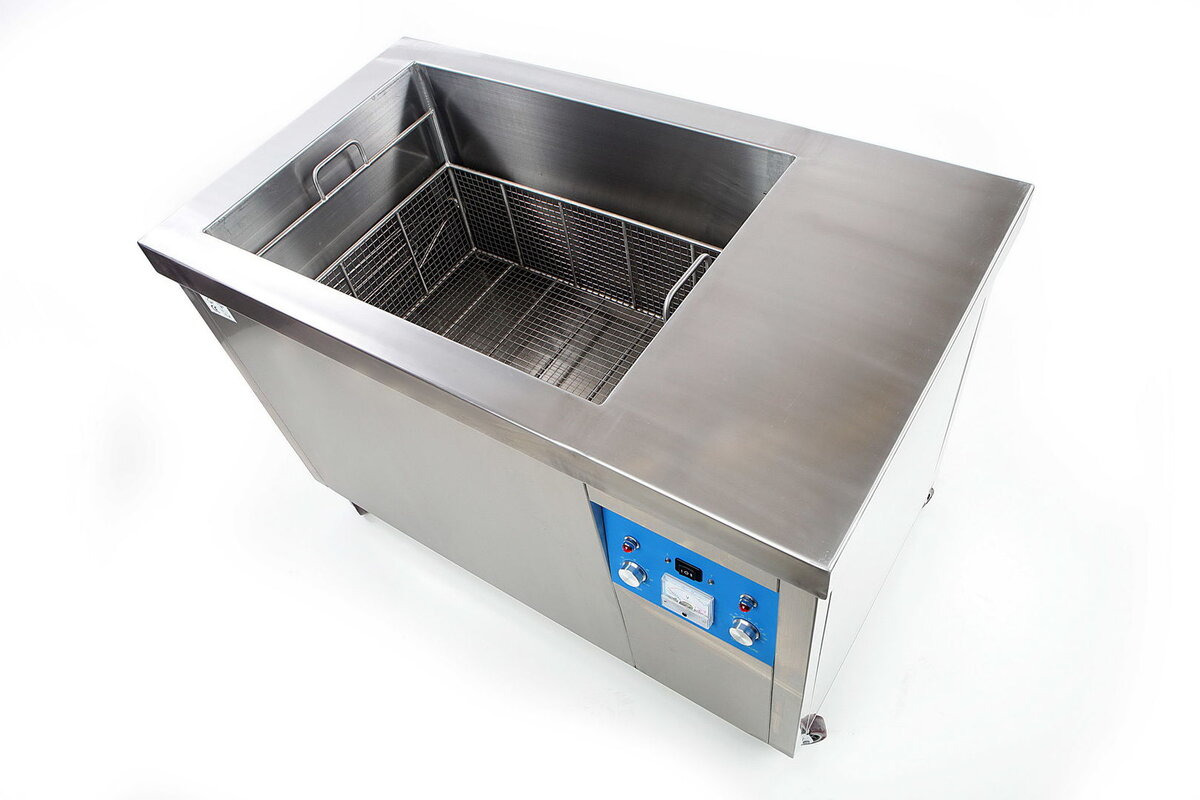 HBM Industrial 120-Liter-Ultraschallreiniger