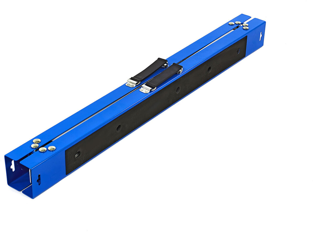  HBM-pukkisarja, 2 osaa - 99,5 x 48 x 78 cm.