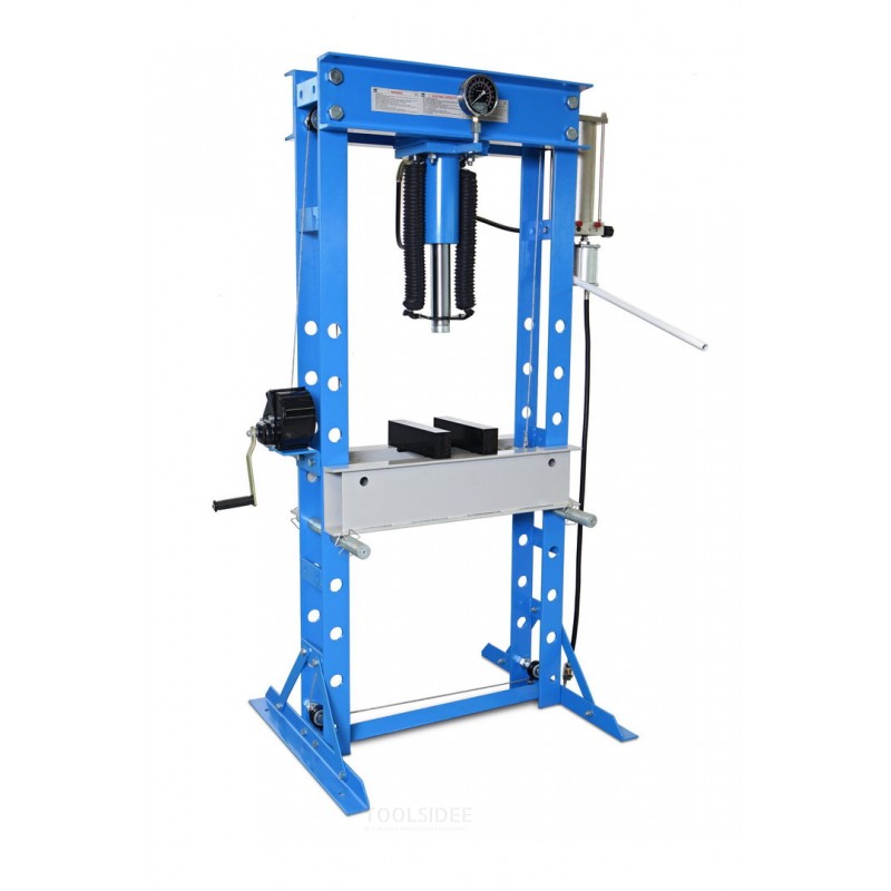 HBM 40 ton hydraulic and pneumatic frame press / workshop press