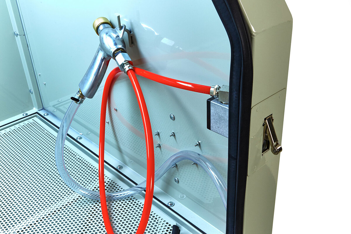 HBM sbc 990 blast cabin with ce extraction