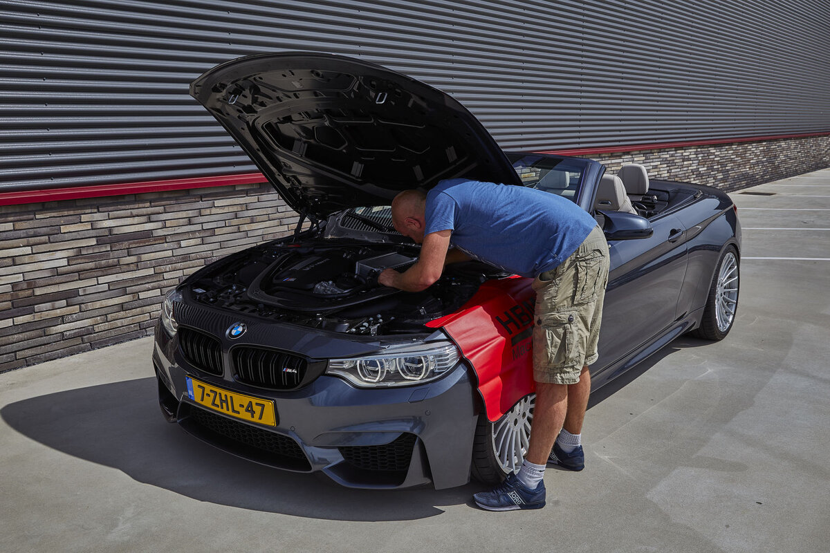 HBM Magnetische spatbordbeschermer 120 x 100 cm