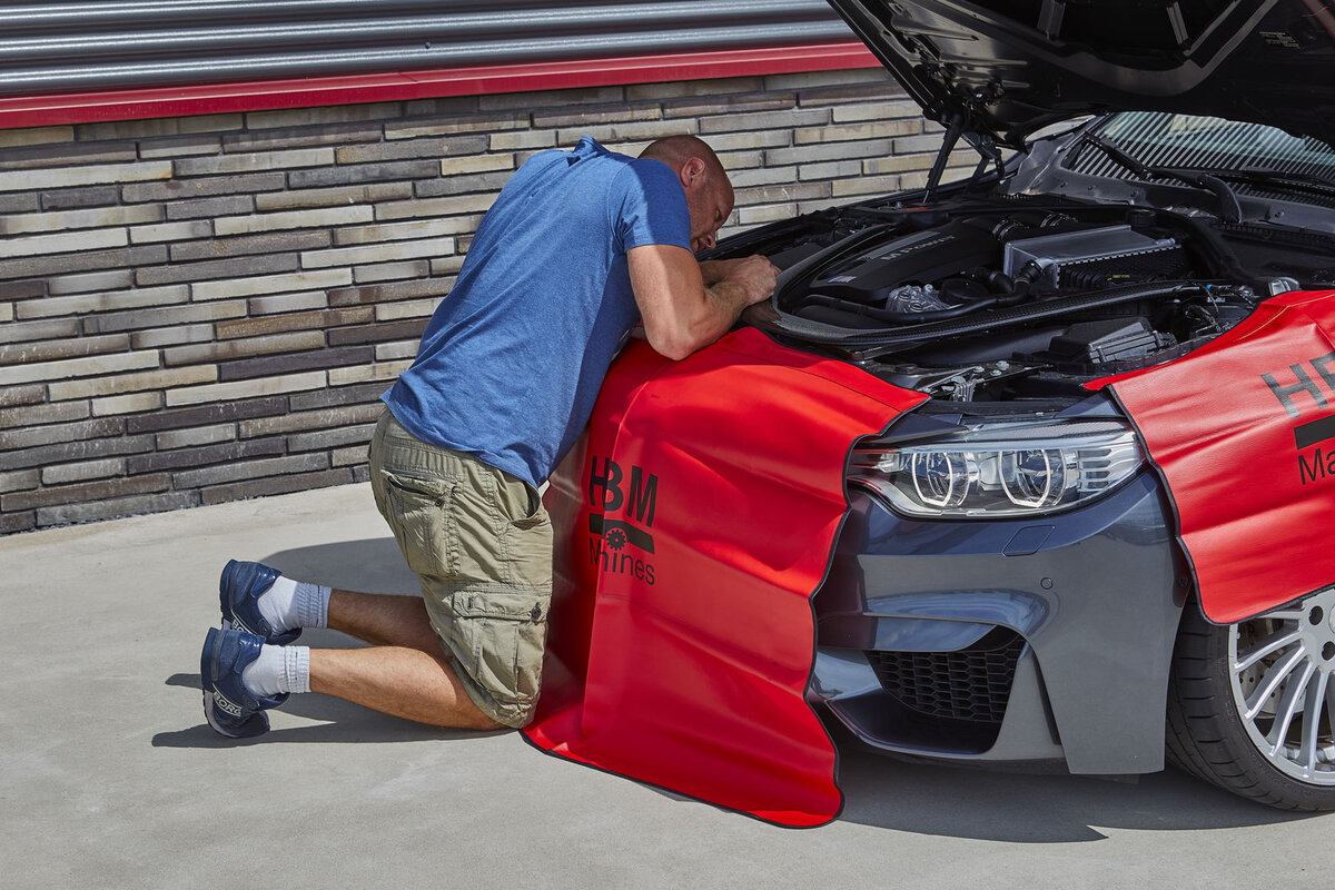 HBM Magnetische spatbordbeschermer 120 x 100 cm