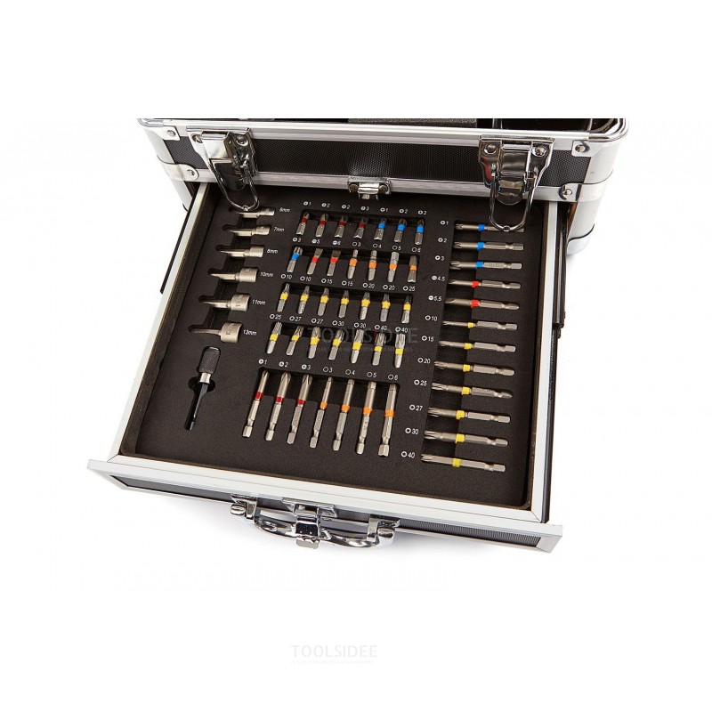 hitachi ds18djl 18v 1.5 ah in aluminum case with 54-piece accessories