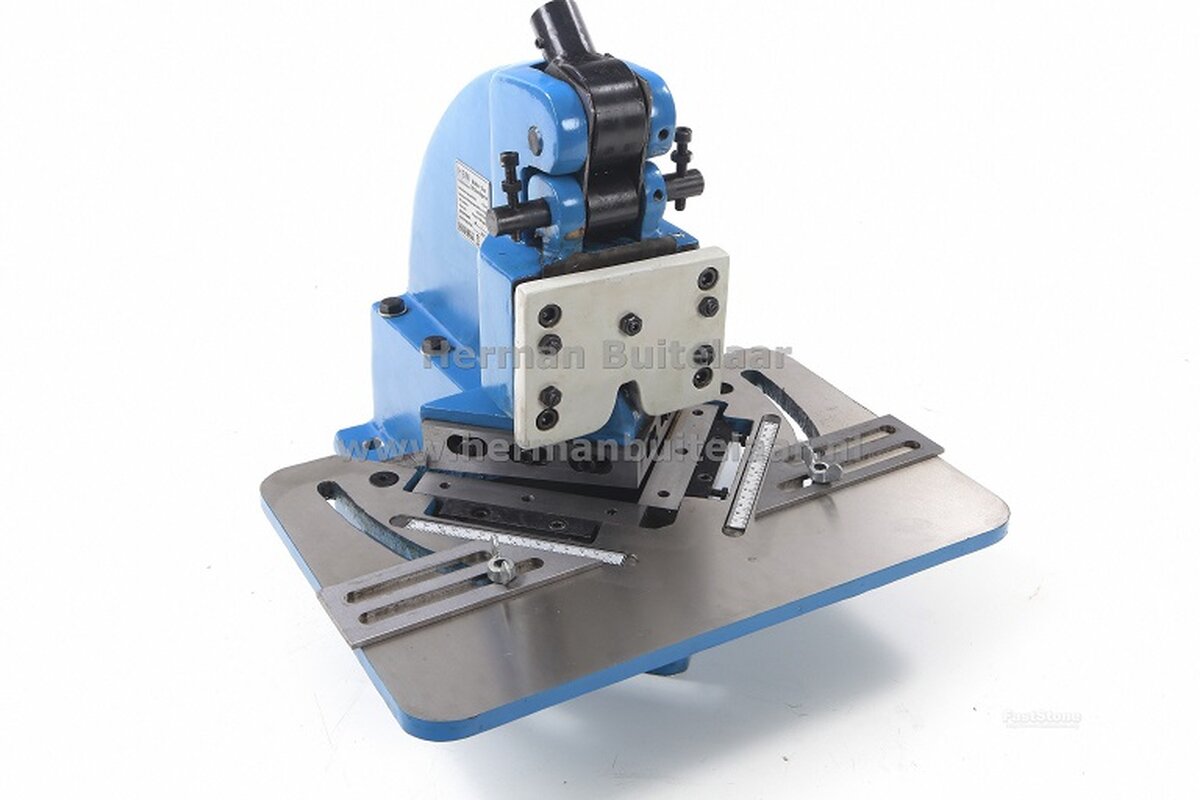 HBM 4 Ton Uithoekpers